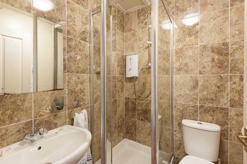 Pitt Street Apartment Beautiful Spacious Apartment Free Parking And Free Sanitizer Edinburgh Rom bilde